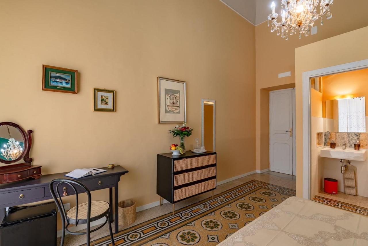 B&B Tommaso Fazello Sciacca Residenza Artistica Luaran gambar