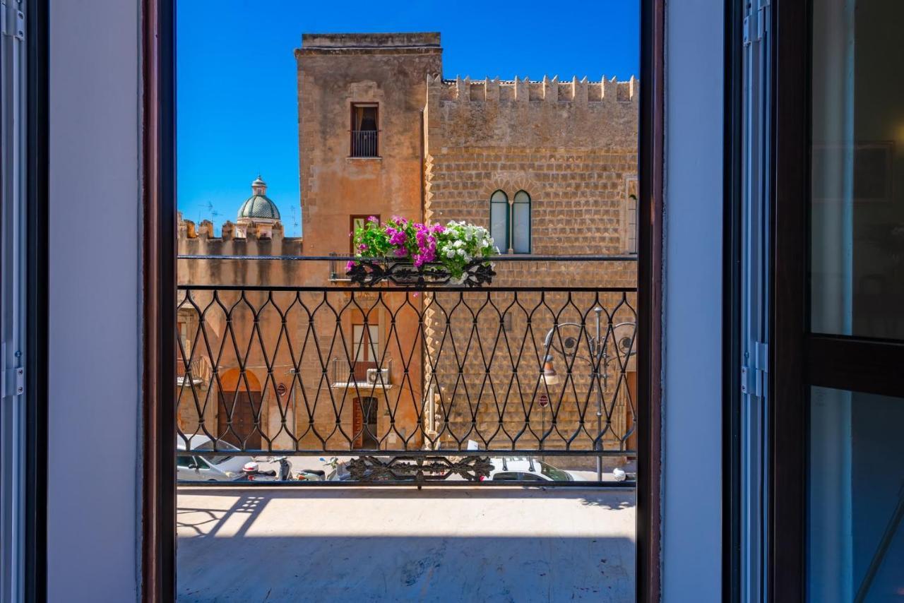 B&B Tommaso Fazello Sciacca Residenza Artistica Luaran gambar